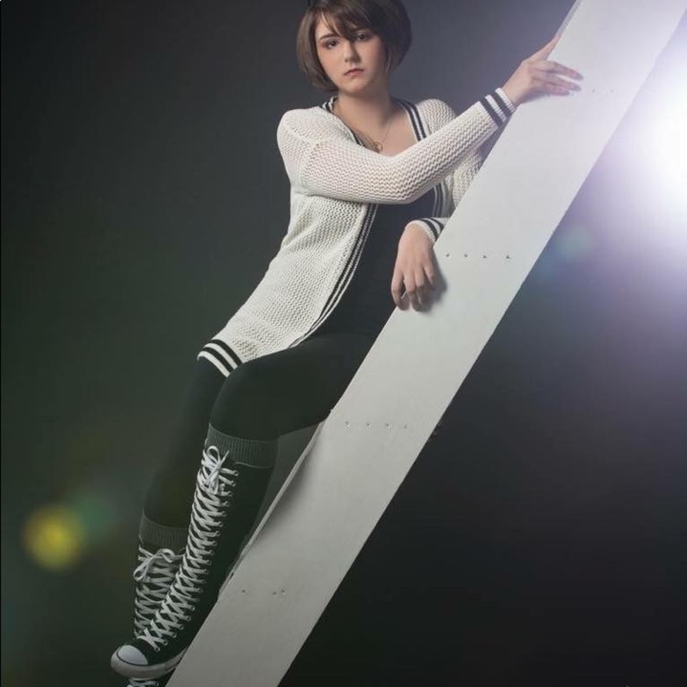 Converse Boots  SZ 9 - Very good condition.